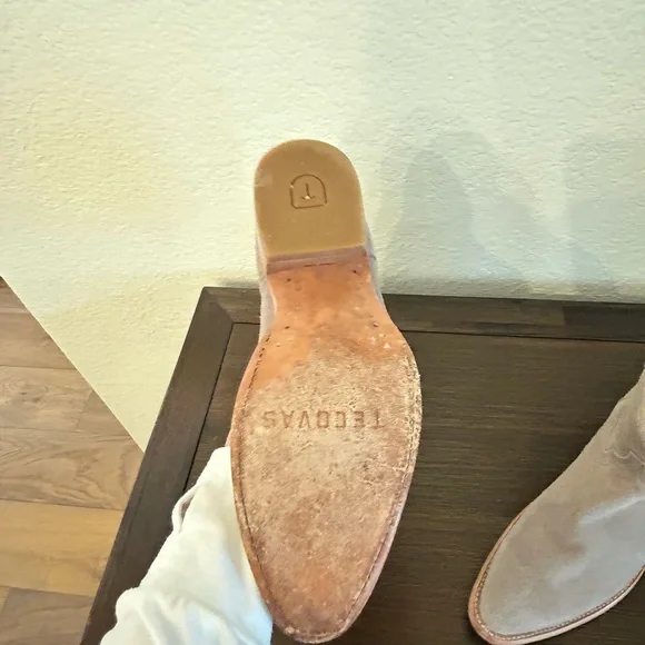 Women's Tecovas Gray suede booties - Picture 4 of 6